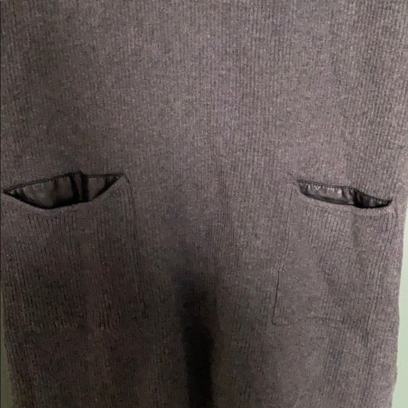 Gray sweater dress with edgy leather pockets - Picture 2 of 2